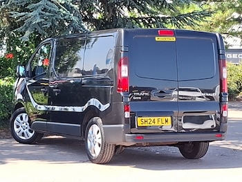 Used Renault Trafic 2024 for sale - 79153117: Photo