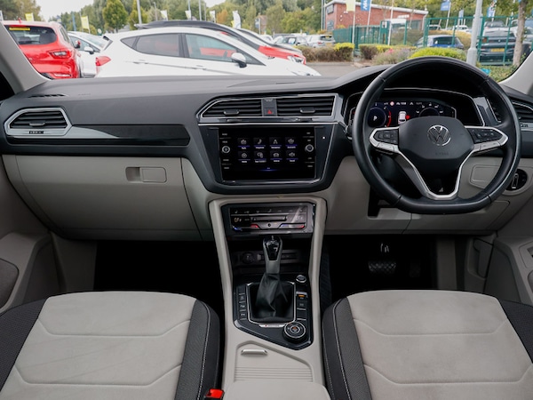 Used Volkswagen Tiguan 2022 for sale - 76183539: Photo 2
