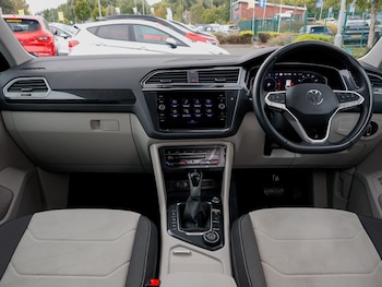 Used Volkswagen Tiguan 2022 for sale - 76183539: Photo 2