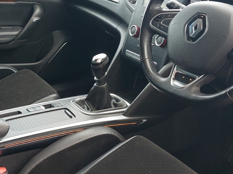Used Renault Megane 2017 for sale - 76379415: Photo 19
