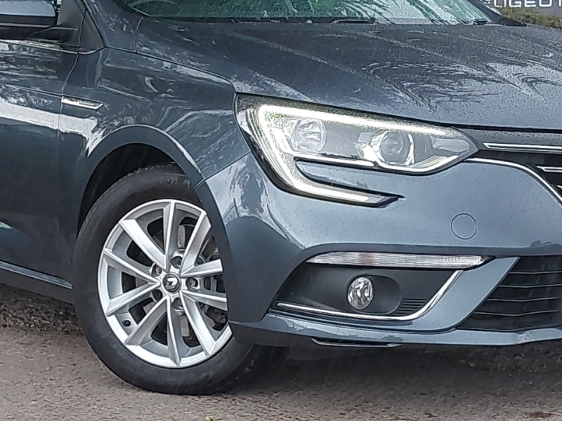 Used Renault Megane 2017 for sale - 76379415: Photo 9