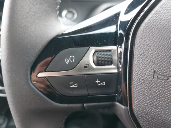 Used Peugeot 2008 2024 for sale - 75622269: Photo 18