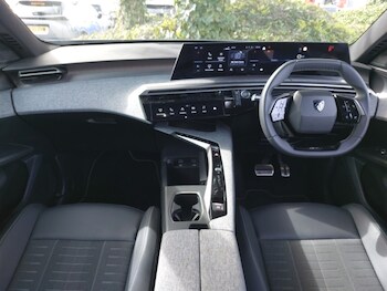 Used Peugeot 5008 2025 for sale - 78238641: Photo