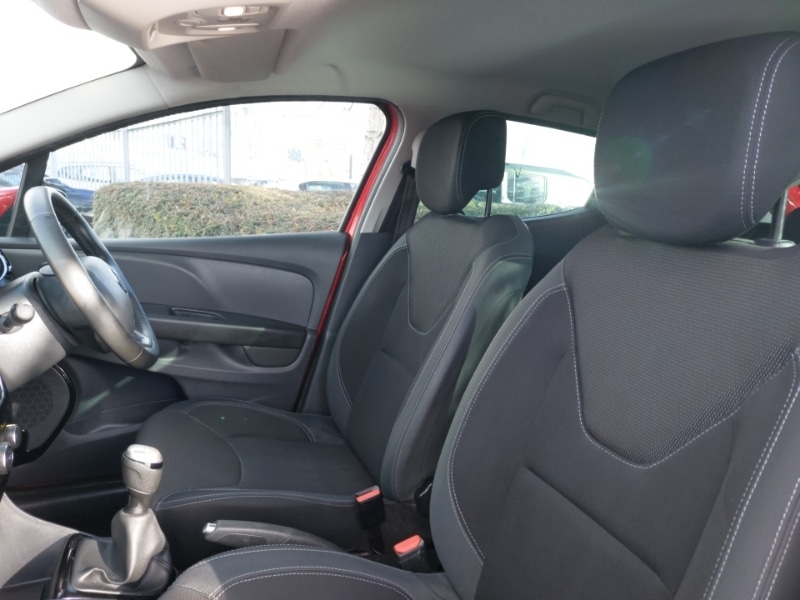 Used Renault Clio 2018 for sale - 78046309: Photo 18