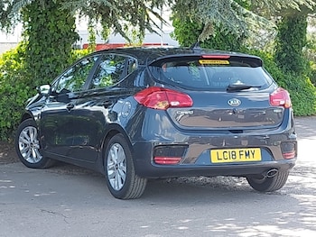 Used Kia Ceed 2018 for sale - 78747221: Photo