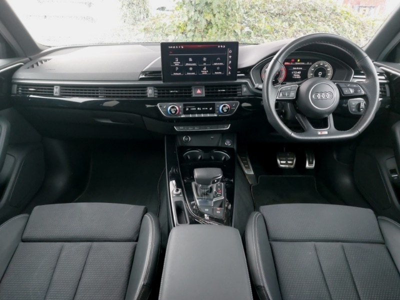 Used Audi A4 2022 for sale - 76763653: Photo 2