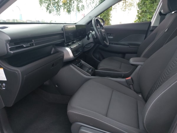 Used Hyundai KONA 2024 for sale - 76208447: Photo 5