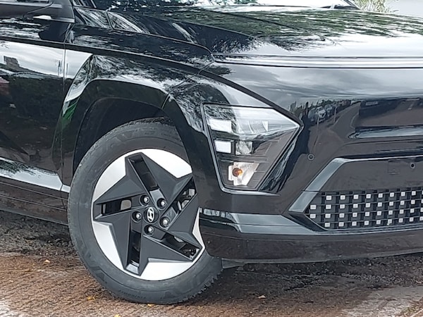 Used Hyundai KONA 2024 for sale - 76208447: Photo 9
