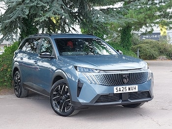 Peugeot - 5008