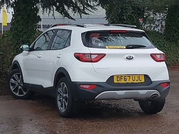 Used Kia Stonic 2018 for sale - 77352984: Photo