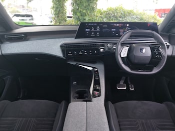 Used Peugeot 3008 2024 for sale - 76134825: Photo 2