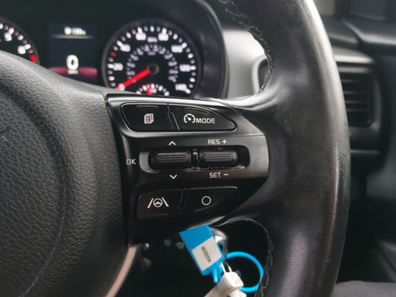 Used Kia Stonic 2022 for sale - 76331732: Photo 14