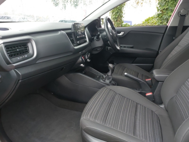Used Kia Stonic 2022 for sale - 76331732: Photo 5