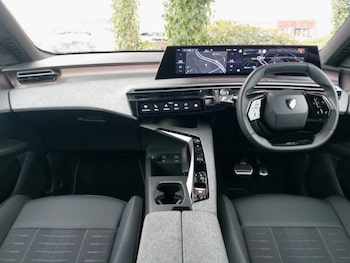 Used Peugeot 3008 2025 for sale - 77648586: Photo