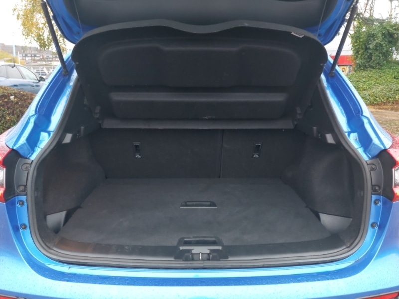 Used Nissan Qashqai 2017 for sale - 76644171: Photo 8