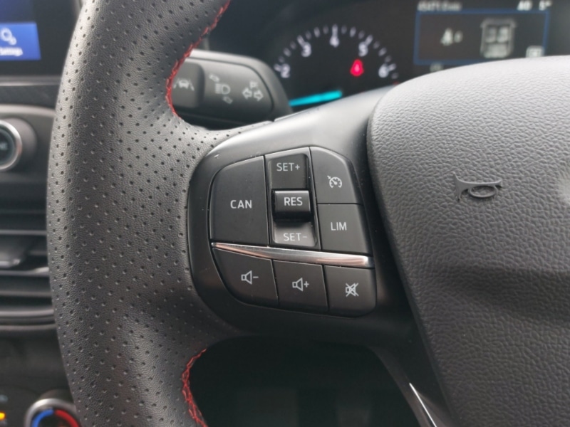 Used Ford Focus 2022 for sale - 77657020: Photo 13