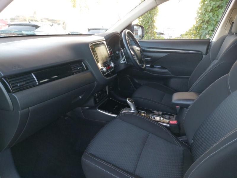 Used Mitsubishi Outlander 2020 for sale - 76639026: Photo 5