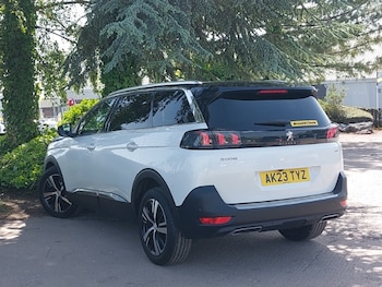 Used Peugeot 5008 2023 for sale - 78693082: Photo
