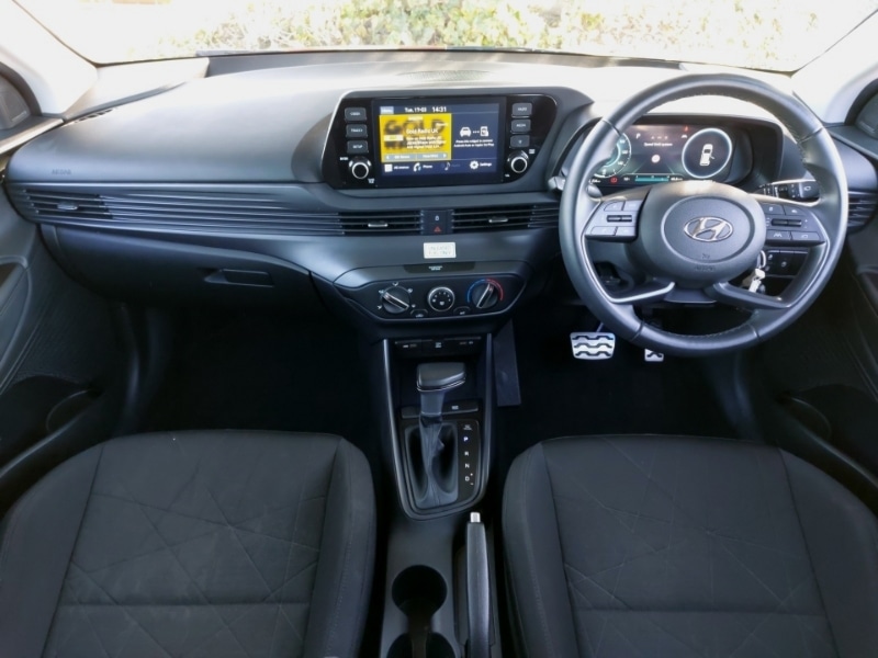 Used Hyundai BAYON 2023 for sale - 77933390: Photo 2