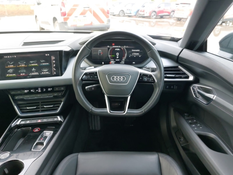 Used Audi e-tron GT 2023 for sale - 77544438: Photo 12