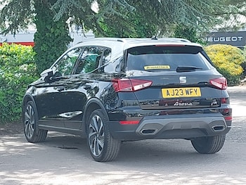 Used SEAT Arona 2023 for sale - 78700216: Photo