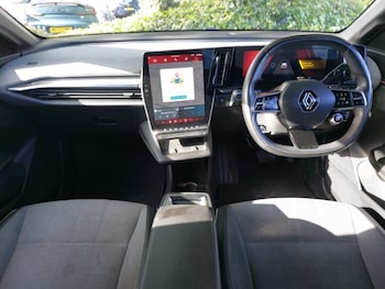 Used Renault Megane E Tech 2024 for sale - 78572289: Photo