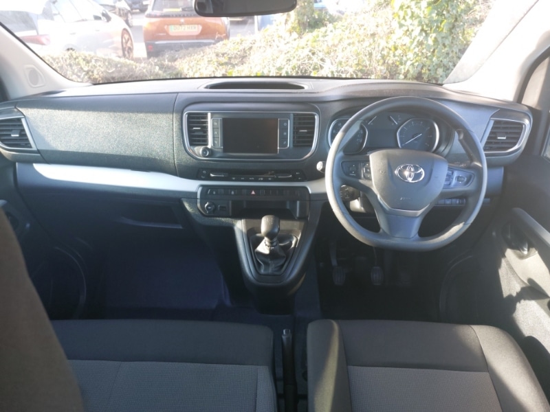 Used Toyota PROACE CITY Verso 2023 for sale - 77947619: Photo 2