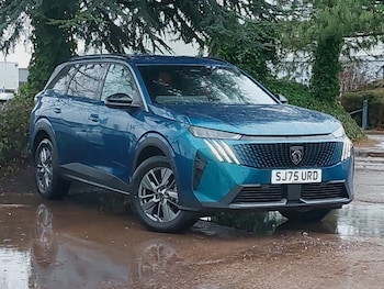 Used Peugeot 5008 2025 for sale - 76951599: Photo