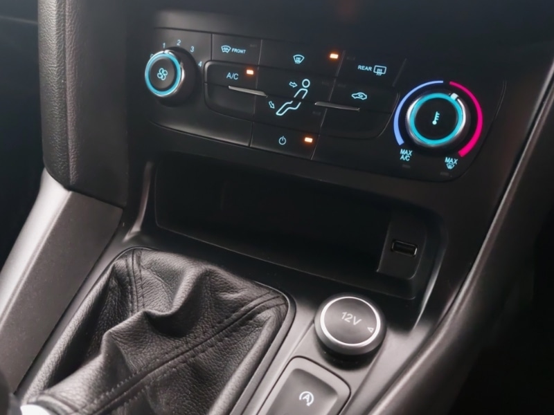 Used Ford Focus 2017 for sale - 78051750: Photo 16