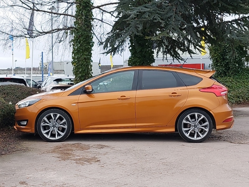 Used Ford Focus 2017 for sale - 78051750: Photo 4