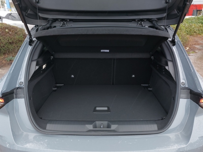 Used Vauxhall Astra 2026 for sale - 77874344: Photo 8