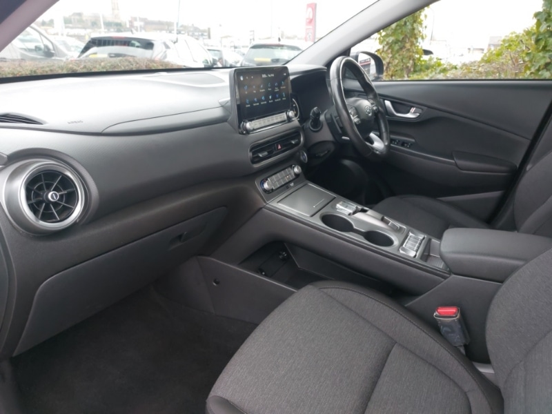 Used Hyundai KONA 2023 for sale - 77669791: Photo 5