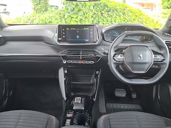 Used Peugeot 2008 2023 for sale - 78905986: Photo