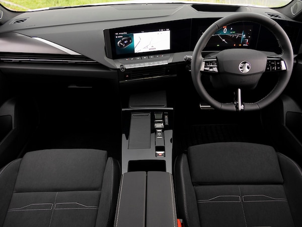 Used Vauxhall Astra 2025 for sale - 76331720: Photo 2