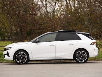 Used Vauxhall Astra 2025 for sale - 76331720: Photo 4