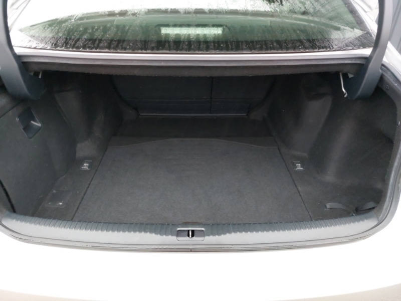 Used Lexus IS 2019 for sale - 77652083: Photo 8