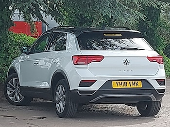 Used Volkswagen T-Roc 2018 for sale - 78740575: Photo