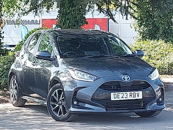 Used Toyota Yaris 2023 for sale - 78428413: Photo