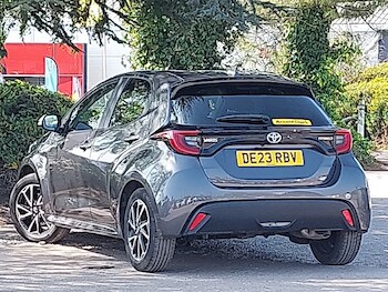 Used Toyota Yaris 2023 for sale - 78428413: Photo