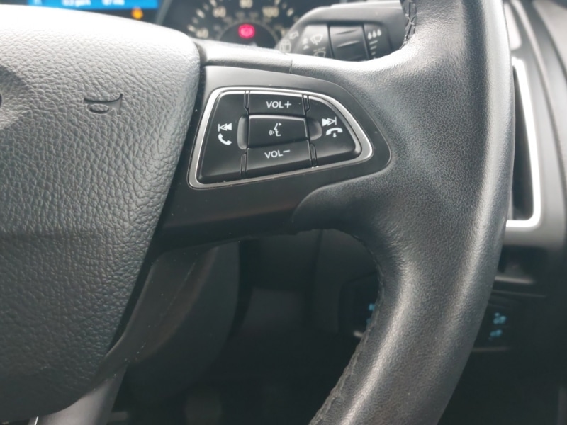 Used Ford Focus 2017 for sale - 76885310: Photo 14