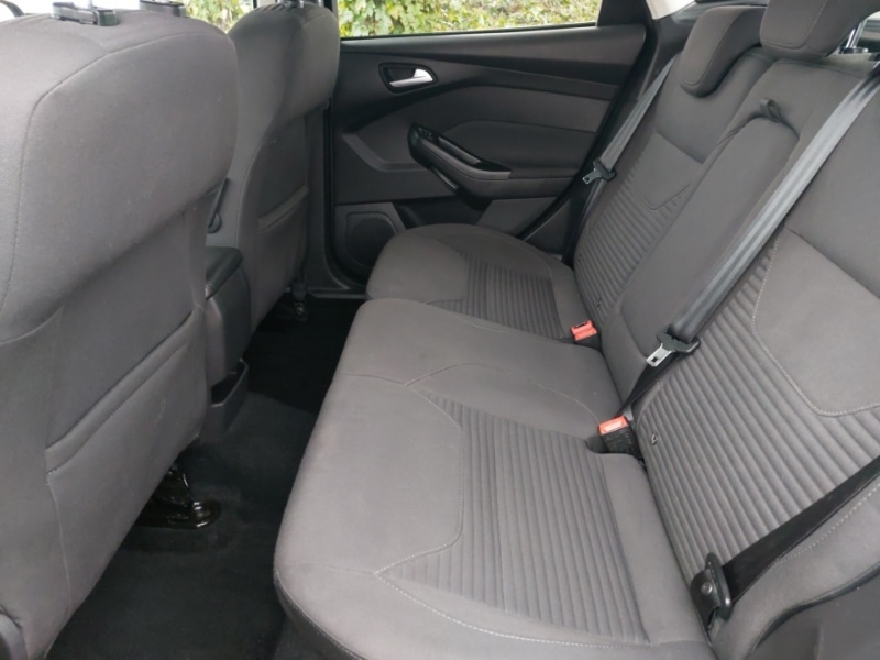 Used Ford Focus 2017 for sale - 76885310: Photo 6