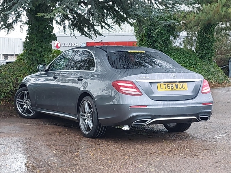 Used Mercedes-Benz E Class 2018 for sale - 76621742: Photo 3