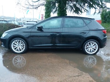 Used SEAT Leon 2020 for sale - 77371130: Photo