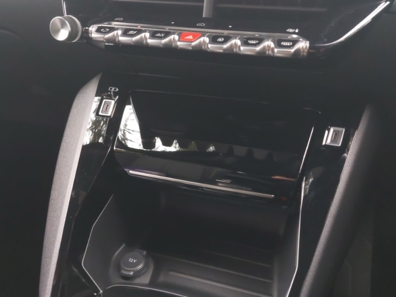 Used Peugeot 2008 2025 for sale - 76275812: Photo 18