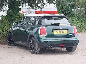 Used MINI Cooper 2018 for sale - 76108281: Photo