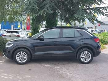 Used Volkswagen T-Roc 2024 for sale - 75049786: Photo