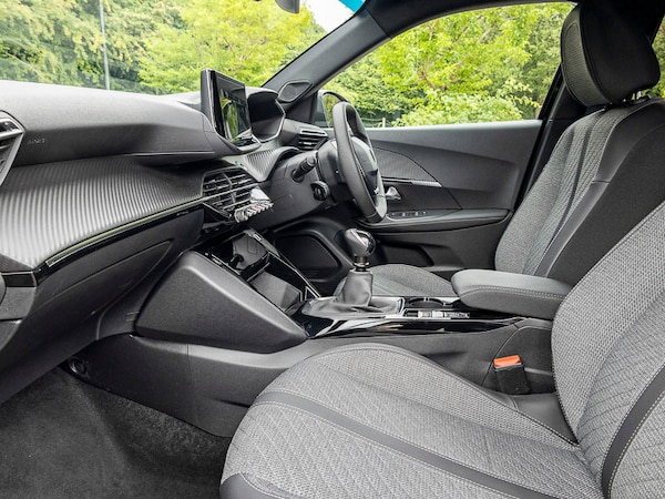 Used Peugeot 2008 2025 for sale - 76301587: Photo 5
