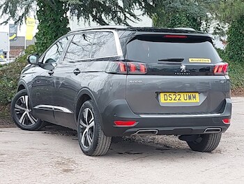 Used Peugeot 5008 2022 for sale - 77623122: Photo
