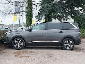 Used Peugeot 5008 2022 for sale - 77623122: Photo