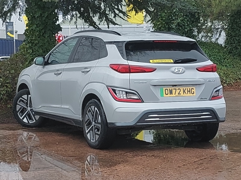 Used Hyundai KONA 2023 for sale - 77837870: Photo 3